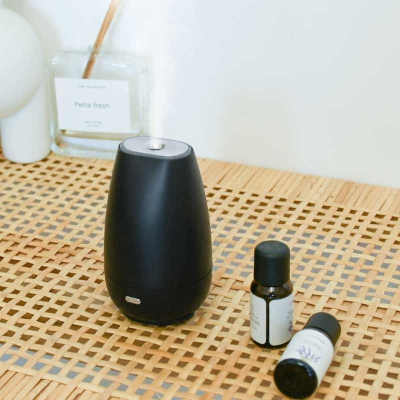 Diffusore per auto Umidificatore Aromaterapia Diffusore di olio essenziale USB Cool Mist Mini Diffusore portatile